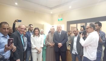 وزيرة الثقافة تفتتح قصر ثقافة نجع حمادي