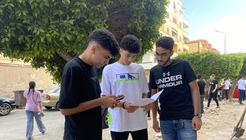 مراجعة مادة اللغة العربية امام لجان الثانوية العامة في بورسعيد 