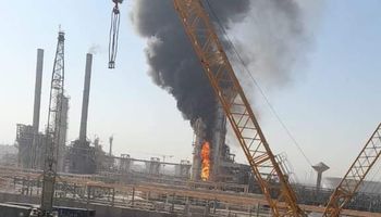حريق معمل تكرير البترول بمنطقة مجمع الخدمات البترولية بأسيوط 