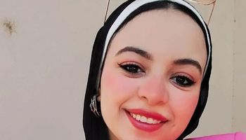 شذا محمد خريج فنون جميلة المنيا 