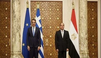 الرئيس السيسي يستقبل رئيس وزراء اليونان