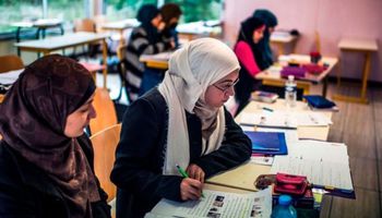 الحجاب في مدارس فرنسا