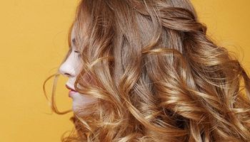 وصفات طبيعية للتخلص من صبغة الشعر