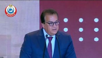 الدكتور خالد عبدالغفار وزير الصحة والسكان