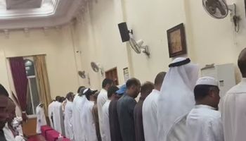 صلاة الجنازة على مصري بالكويت