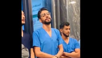أطباء غزة يرددون سوف نبقى هنا