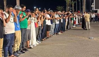 المئات في ليبيا يؤدون صلاة الغائب على شهداء مذبحة المعمداني
