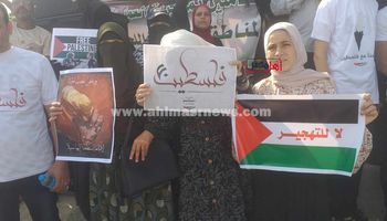 سيدات كفر الشيخ يدعمن القضية الفلسطينية 