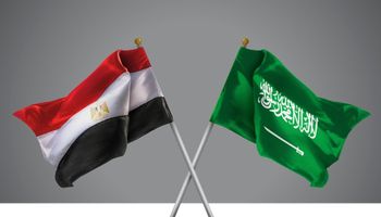 تبادل العملات بين مصر والسعودية 