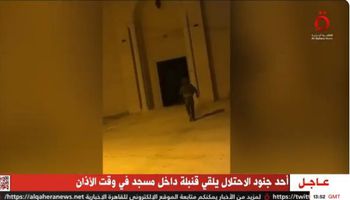  إلقاء جندي إسرائيلي قنبلة في أحد مساجد مدينة رام الله 