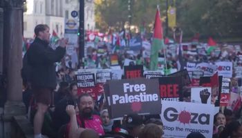 مظاهرات في حب غزة