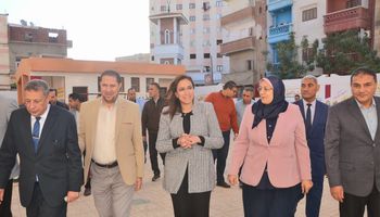 نائب محافظ البيحرة تتفقد مقرات الانتخابات الرئاسية