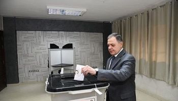 وزير الداخلية يدلى بصوته فى الإنتخابات الرئاسية 