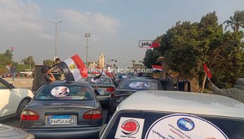 مسيرة بالسيارات بالفيوم للاحتفال الرئيس عبد الفتاح السيسي 