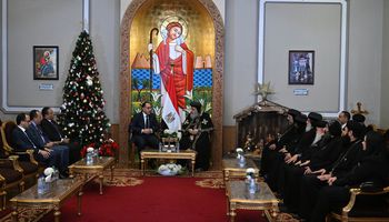  رئيس الوزراء يهنئ البابا تواضروس الثاني بعيد الميلاد المجيد