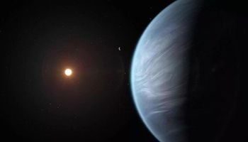 رصد بخار ماء على كوكب صغير خارج المجموعة الشمسية