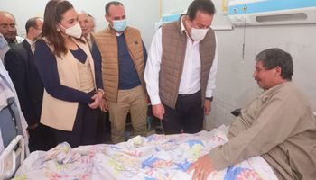 وزير الصحة يتفقد مستشفى إيتاى البارود العام 