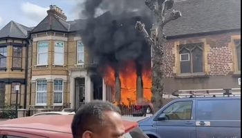 حرق منزل عائلة يهودية في لندن 