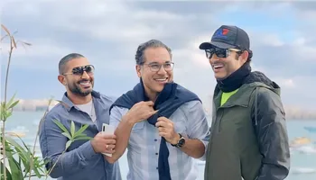 سامح سعد مع شقيقيه أحمد وعمرو