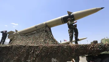 صواريخ تابعة للحوثي
