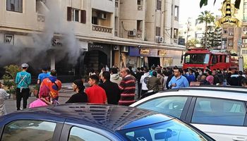 حريق داخل كافيه في الإسكندرية
