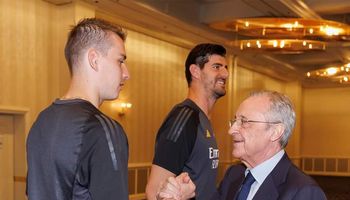بيريز يدعم لاعبي ريال مدريد