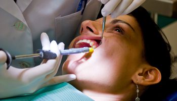 البنج لأطباء الأسنان