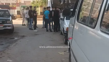جانب من توافد الطلاب 