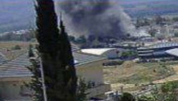 حريق في مقر قيادة اللواء الشرقي في كريات شمونة جراء سقوط صاروخ