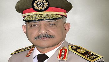 الفريق أول عبد المجيد صقر القائد العام للقوات المسلحة وزير الدفاع والإنتاج الحربي
