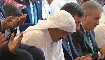 امير قطر في جنازة إسماعيل هنية