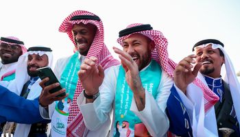 احتفالات النجوم باليوم الوطني السعودي