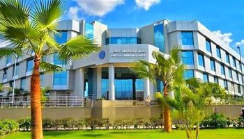 مجمع الإسماعيلية الطبي 