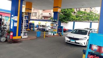 هدوء بمحطات الوقود بمطروح 