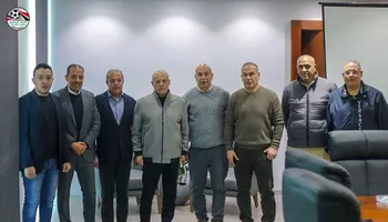 أبوريدة وحسام حسن