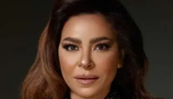 الفنانة ألفت عمر