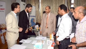 جانب من الافتتاح 