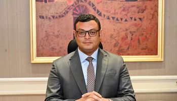 وزير الإسكان 