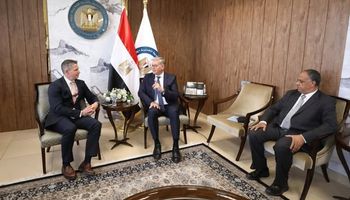 وزير البترول