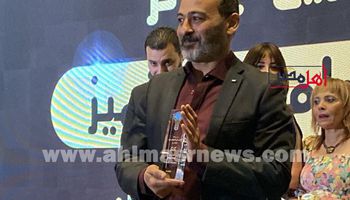 احمد عزمي 