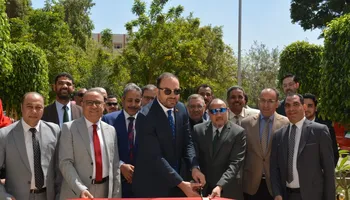 الإفتتاح 