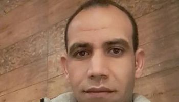 الشاب المتوفي