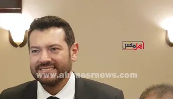 تكريم عمرو يوسف 