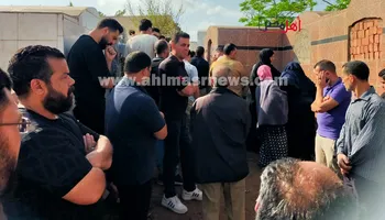 جانب من تشييع الجثمان 