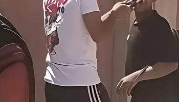 صورة الشاب 
