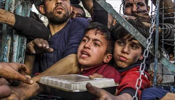 صورة تفطر القلوب لاطفال غزة