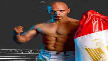 محمد عبده بطل الكيك بوكسينج