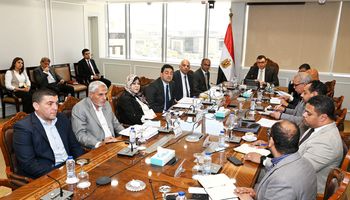 وزير الإسكان 