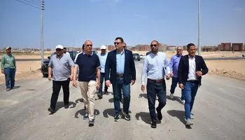 وزير الإسكان 