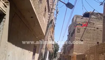 عمود إنارة مائل بنجع السلامنة في ابوتشت